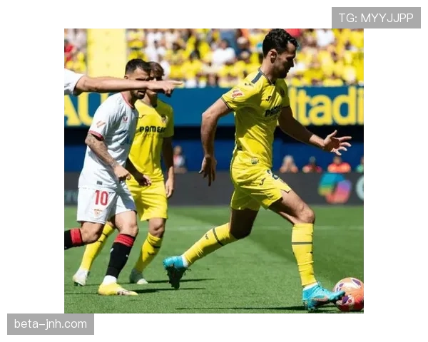 比利亚雷亚尔2-1瓦伦西亚数据:14胜3平5负的欧冠区稳固表现